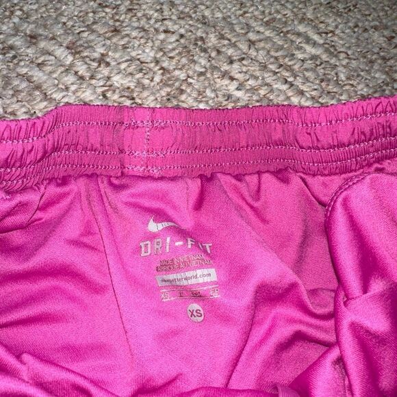 Womens Nike Purple Running Shorts lined size XS - Picture 2 of 3